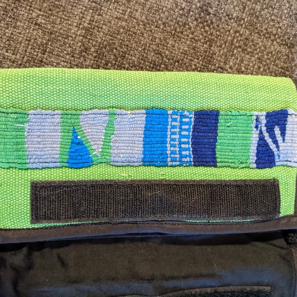 Purse green with stitched accents. Holds alot. Well made, light to carry. NEW! - Picture 5 of 8